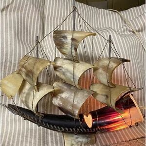 Vintage Hand-Carved 3-Mast Sailing Ship Night Light, Made of‎ Horn